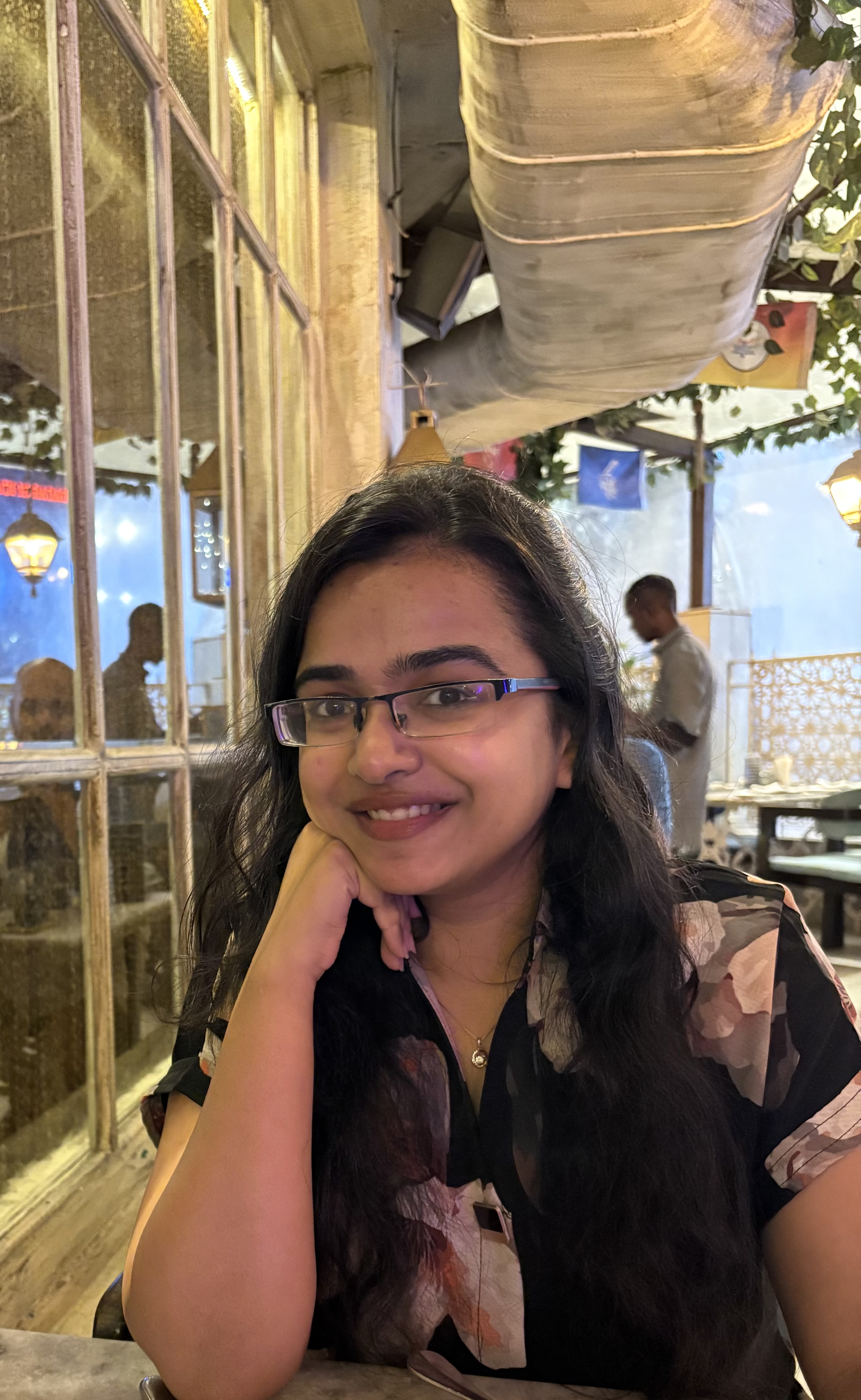 I am a fun loving and ambitious Maheshwari 30 years MBBS MD Radiologist, PDF in Onco-imaging from a educated family of Jodhpur. I strive for perfection, giving equal importance to both my career goals and family. I enjoy travelling, music and dance.